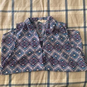 Pink Rose No Sleeve Blouse. Size small.